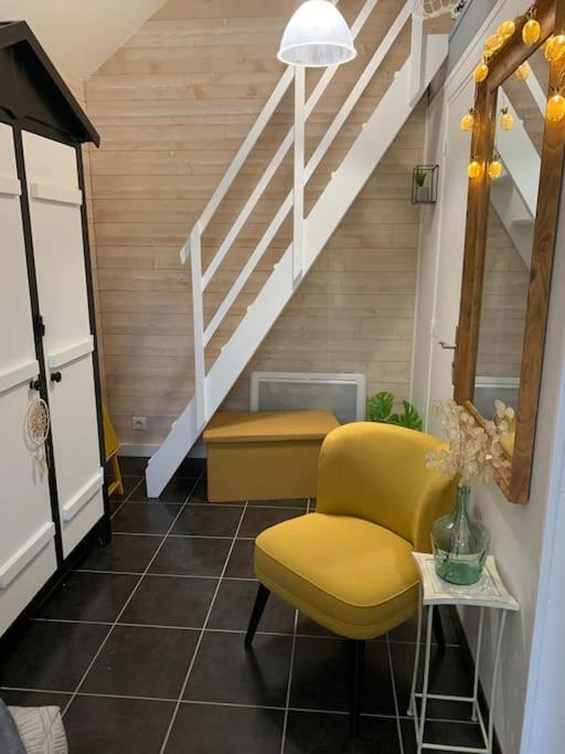 Joli Studio Mezzanine Proche Pole Europeen Yvré-lʼÉvêque エクステリア 写真
